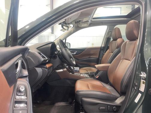 Cascade Green Silica 2023 Subaru Forester Touring