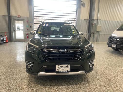 Cascade Green Silica 2023 Subaru Forester Touring