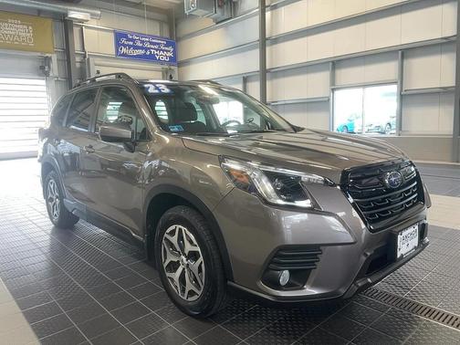 2023 Subaru Forester Premium