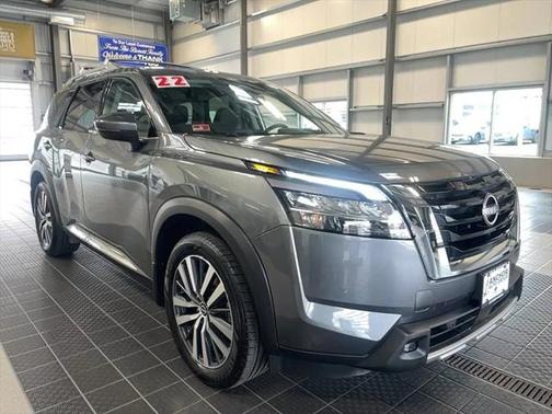 2022 Nissan Pathfinder Platinum 4WD