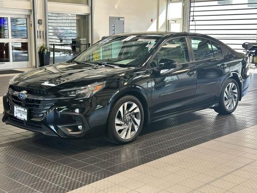 Crystal Black Silica 2025 Subaru Legacy Limited