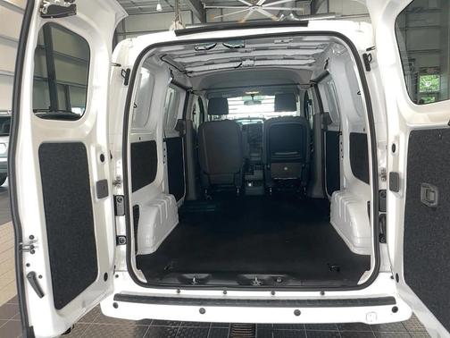 2021 Nissan NV200 SV