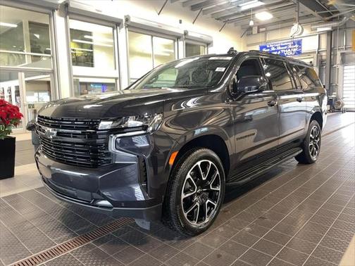 2023 Chevrolet Suburban RST