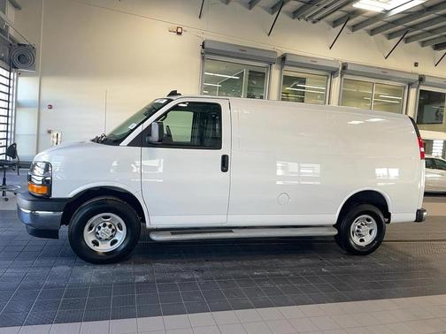 2024 Chevrolet Express 2500 RWD 2500 Regular Wheelbase WT