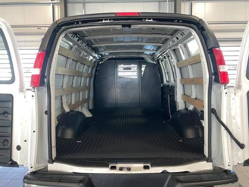 2024 Chevrolet Express 2500 RWD 2500 Regular Wheelbase WT