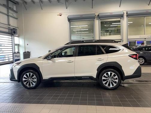 2025 Subaru Outback Limited XT