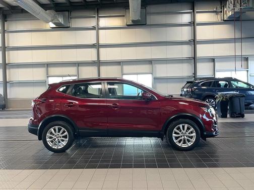 2021 Nissan Rogue Sport SV
