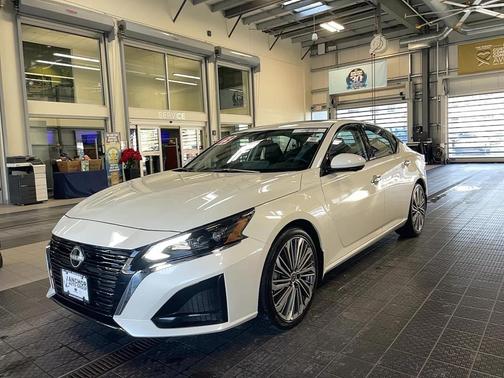 2023 Nissan Altima 2.5 SL