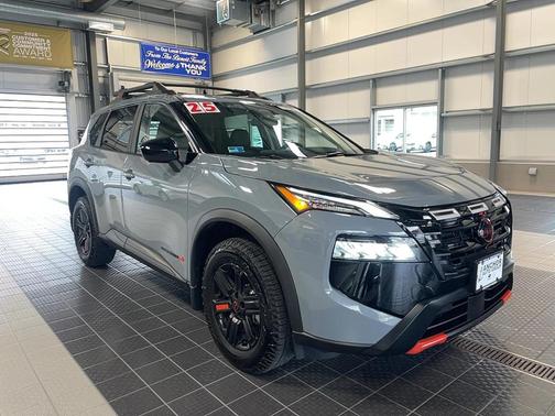 2025 Nissan Rogue Rock Creek