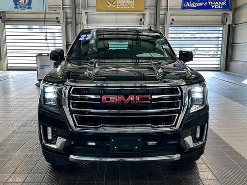 Onyx Black 2023 GMC Yukon XL SLT