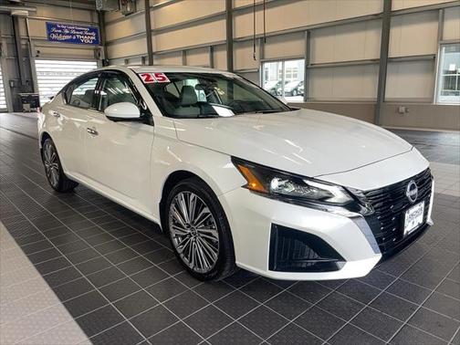2025 Nissan Altima 2.5 SL