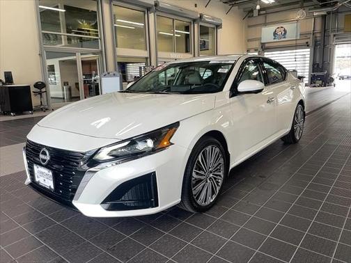 2025 Nissan Altima 2.5 SL