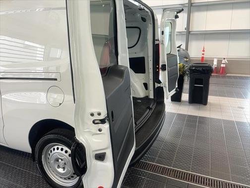 2021 RAM ProMaster City Tradesman