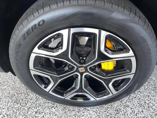 2022 Rivian R1S Launch Edition