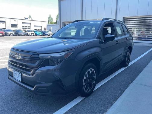 2025 Subaru Forester Base