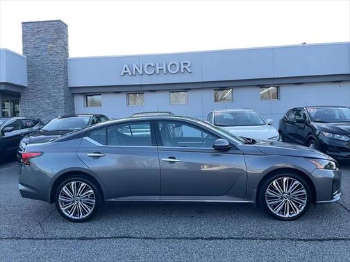 2024 Nissan Altima 2.5 SL