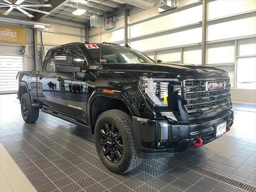 2024 GMC Sierra 2500 AT4