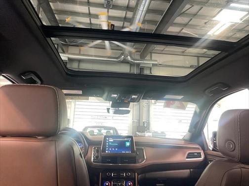 2024 Chevrolet Suburban 4WD High Country