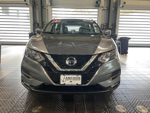 2022 Nissan Rogue Sport SV