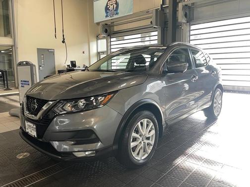 2022 Nissan Rogue Sport SV