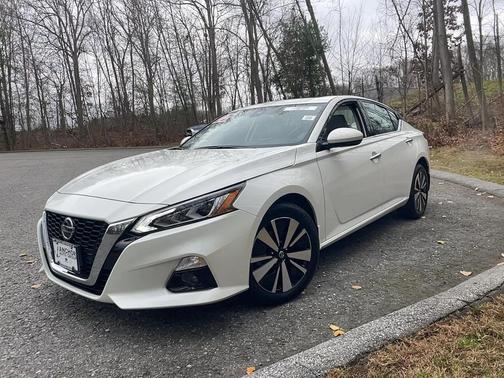 2022 Nissan Altima 2.5 SL