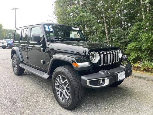 2025 Jeep Wrangler 4-Door Sahara 4x4