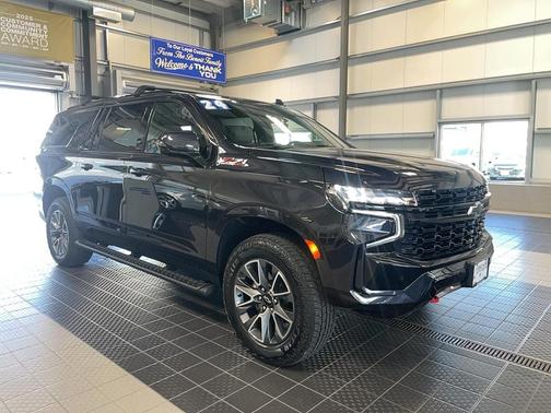 Dark Ash Metallic 2024 Chevrolet Suburban 4WD Z71