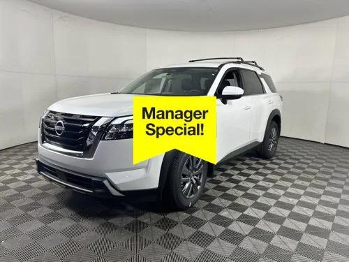 2025 Nissan Pathfinder SV 4WD