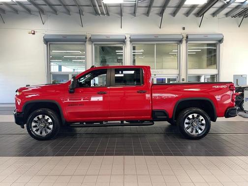 2022 Chevrolet Silverado 2500 Custom