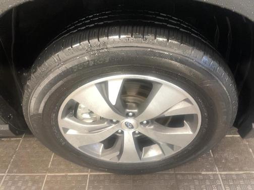 2024 Subaru Ascent Premium 7-Passenger