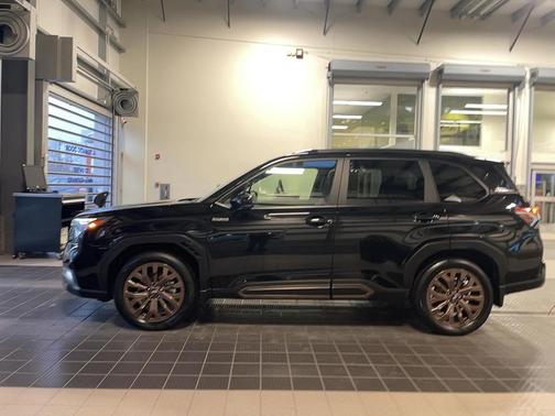 2025 Subaru Forester Hybrid Sport