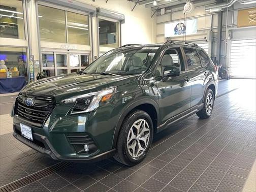 2024 Subaru Forester Premium