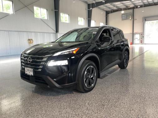 Super Black 2025 Nissan Rogue SV