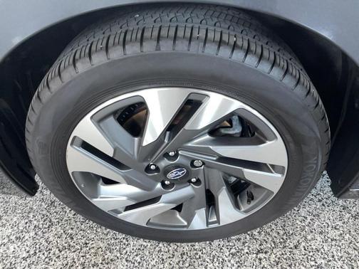 Magnetite Gray Metallic 2024 Subaru Legacy Limited