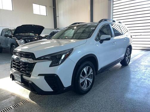 2023 Subaru Ascent Premium 8-Passenger