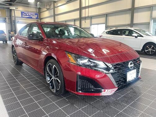 2024 Nissan Altima SR Intelligent AWD