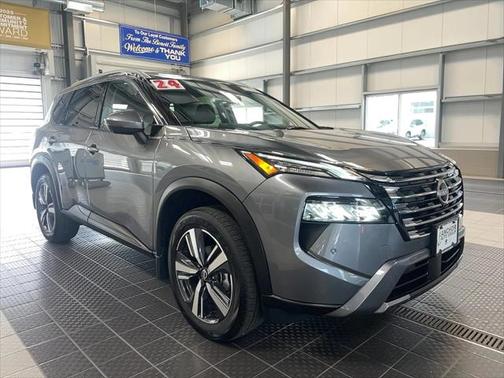 2024 Nissan Rogue SL