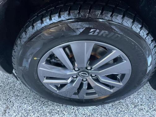 2023 Nissan Pathfinder SV 4WD