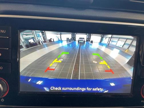 2023 Nissan Versa 1.6 SV