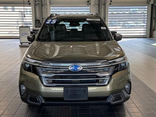 Autumn Green 2025 Subaru Forester Limited