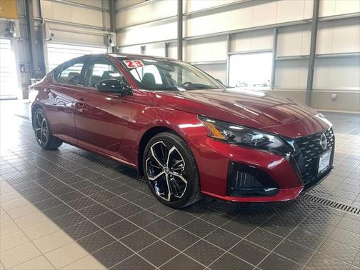 2023 Nissan Altima SR FWD