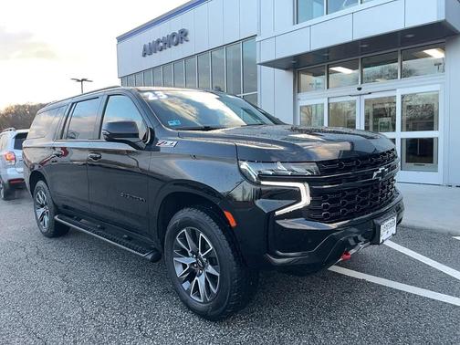 2023 Chevrolet Suburban 4WD Z71