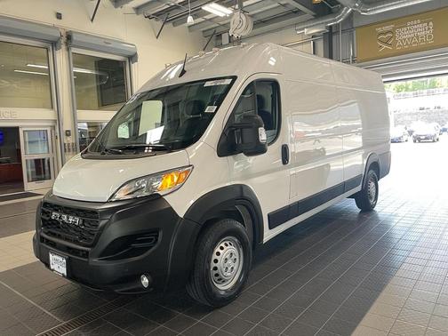 Bright White 2025 RAM ProMaster 3500 High Roof