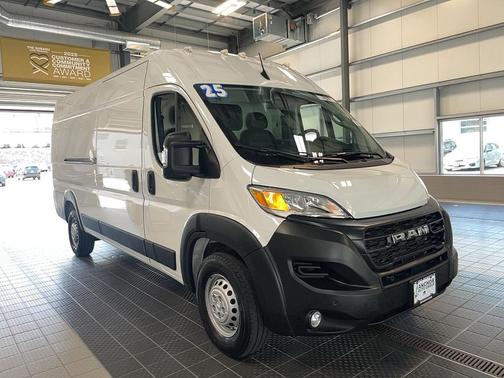 Bright White 2025 RAM ProMaster 3500 High Roof