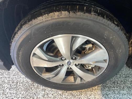 2024 Subaru Ascent Premium 7-Passenger