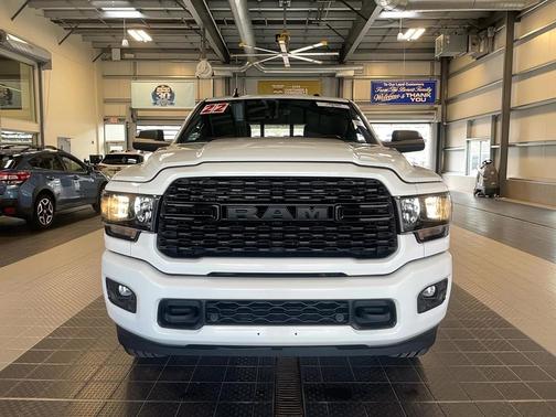 2022 RAM 2500 Big Horn Crew Cab 4x4 6'4' Box