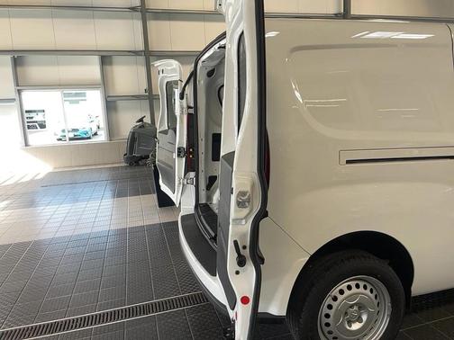 2022 RAM ProMaster City Tradesman