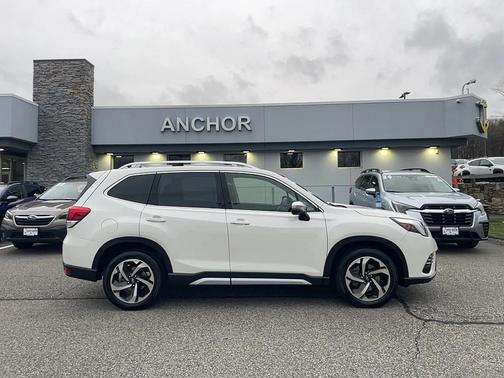 2023 Subaru Forester Touring