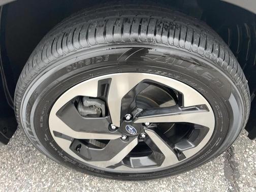 2023 Subaru Forester Touring