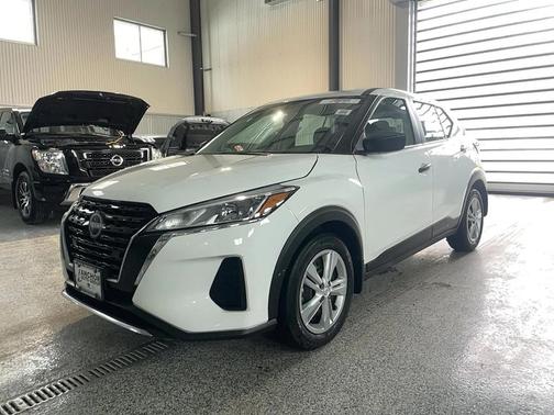 2024 Nissan Kicks S